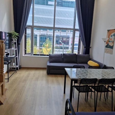 Hongdae Residence - 1Min From Hongik Uni Station Exit #1 Seoul Exterior photo